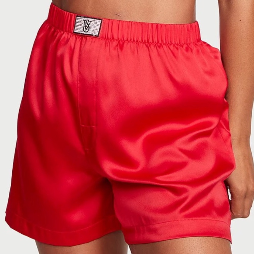 Victoria’s Secret XL XXL Satin Shine Strap Logo Patch Boxer Shorts Red Christmas